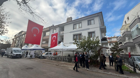 Şehit pilot Cüneyt Kandemir’in Ankara'daki baba evinde yas