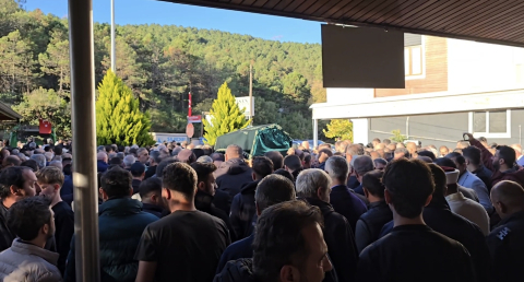 İstanbunbul - Dilovası’nda kozmetik fabrikasındaki yangında 6 gün sonra hayatını kaybeden Tuncay toprağa verildi