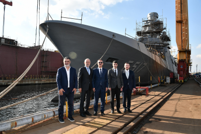 İstanbul- Savunma Sanayi Başkanı Görgün'den Tuzla'daki tersanelere ziyaret