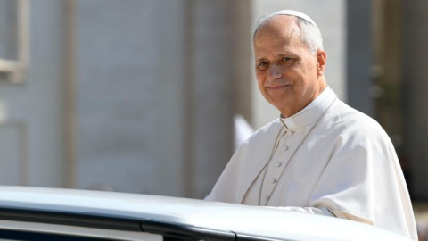 Vatikan, Kanada'nın yerli halklarına ait 62 eseri iade etti