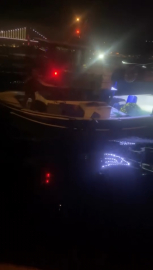 İstanbul - İstanbul Boğazı’nda denize düşen adam balıkçılar tarafından kurtarıldı