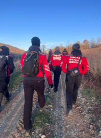 Telefonla arayıp, rahatsızlandığını söyledi; ormanda arama çalışması başlatıldı (2)