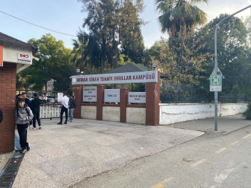 Aydın'da lisede bıçaklı kavga: 2 öğrenci yaralandı