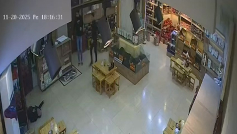 Şanlıurfa’da iş yerine silahlı saldırı kamerada: 1 yaralı