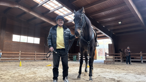 Atatürk’ün süvarilerinden Eyüp Öncü’nün oğlu Kemal Öncü, 900 kupayla binicilik tarihine geçti