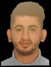 Eczane önüne çıkan kadın çalışana saldırıp kıyafetini çıkarmaya çalışan şüpheli tutuklandı (2)