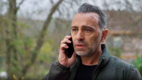 Güller ve Günahlar kendisiyle yarışıyor