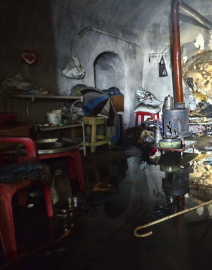 Evdeki odun sobasından çıktığı değerlendirilen yangında 80 yaşındaki kadın öldü