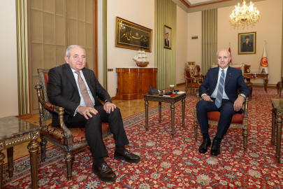 Kurtulmuş, Karadeniz Ekonomik İşbirliği Parlamenter Asamblesi Genel Sekreteri Hajiyev’i kabul etti.