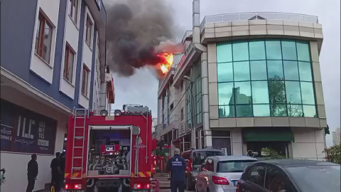İstanbul- Ataşehir'de otel yangını -2