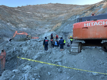 Göçük altında kalan şantiye müdürünün 28'inci günde cansız bedenine ulaşıldı/ Ek fotoğraf