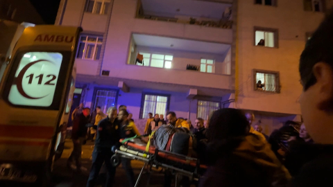 İstanbul-Avcılar'da 3'ncü kattaki balkondan düşerek yaralandı