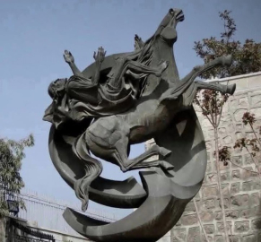 Suriye’de Papa’nın hediye ettiği Aziz Paul heykeli çalındı