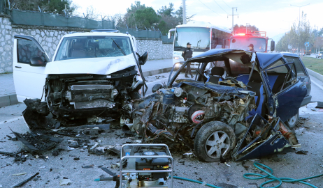 Ağabeyi ve kuzeninin öldüğü kazada yaralanan Hamit, yaşam savaşını yitirdi