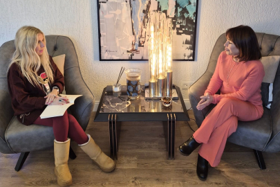 BAŞARILI, ÇOK YÖNLÜ VE VİZYON SAHİBİ BİR İŞ KADINI: GÜLAY KAMAZ