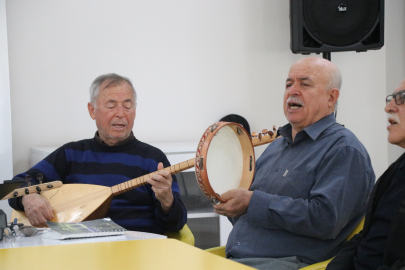 'Ulu Çınarlar Korosu’na Hollandalı akademisyenlerden konser daveti