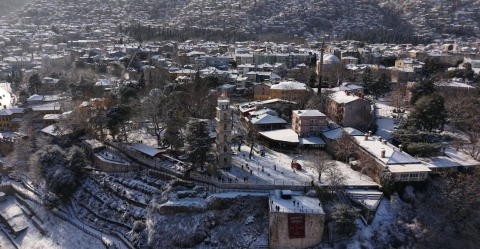 Bursa’da kar yağışı; kent merkezi beyaza büründü (2)
