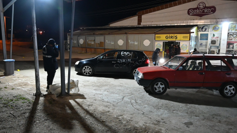 Kırıkkale’de çıkan silahlı kavgada önce yeğenini sonra kendisini yaraladı