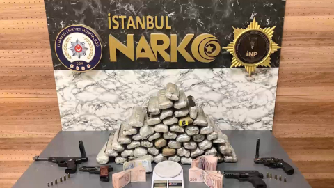 İstanbul- Arnavutköy ve Yalova'da uyuşturucu operasyonu: 19 kilo kokain ele geçirildi
