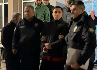 Kuruyemişçideki kavgada müşterinin ağır yaralanmasına neden olan kasiyer tutuklandı