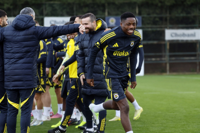 Fenerbahçe'de Samsunspor maçı hazırlıkları sürüyor