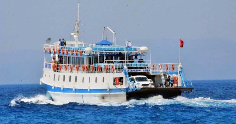 Bodrum'da feribot seferlerine fırtına engeli