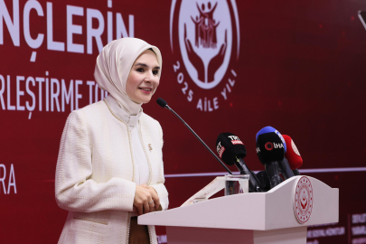 '15 yaş altına sosyal medya yasağı düzenlemesi ay sonunda Meclis'te'