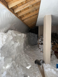 Şırnak'ta kapanan köy yolları açıldı, çığ altındaki evler çıkarıldı