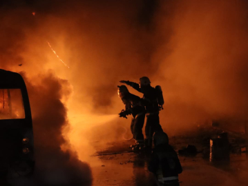 Halep’te SDG’nin attığı roketlerin düştüğü bölgede  yangın çıktı