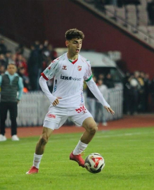 Karşıyaka Adem için Maribor’un teklifini kabul etti