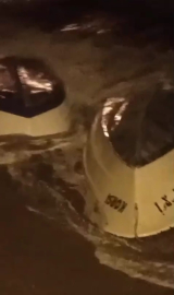 Muğla’da kuvvetli fırtınada 1 yat karaya sürüklendi, 8 balıkçı botu battı