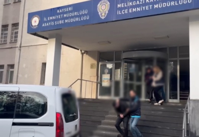 İş insanlarını kayda alıp, şantaj yapan çeteye operasyon; 2 tutuklama