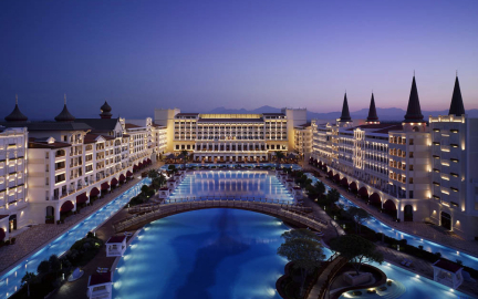 Antalya'daki ultra lüks Mardan Palace Hotel el değiştirdi