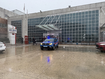 Kahvehanede karşılaştığı husumetlisi tarafından öldürüldü