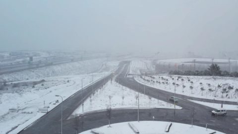 İstanbul- Beykoz ve Başakşehir'de kar yağışı havadan görüntülendi