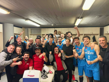 Petkimspor Avrupa'da çeyrek final kapısını araladı