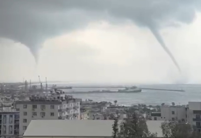 Silifke açıklarında oluşan 2 hortum kamerada