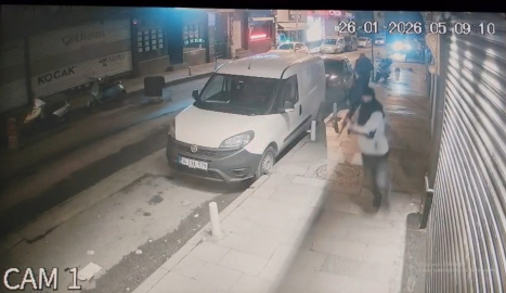 İstanbul - Kağıthane'de caddede kalaşnikoflu saldırı kamerada; 'İşi dayı lakaplı kişiden aldım' / Ek görüntü