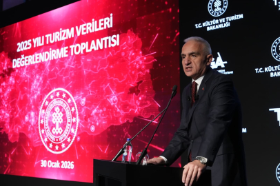İstanbul- Bakan Ersoy: 2025 yılını 65.2 milyar dolar turizm geliriyle kapatmış olduk