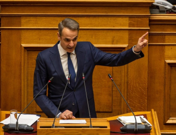 Miçotakis’ten ‘anayasa değişikliği’ açıklaması