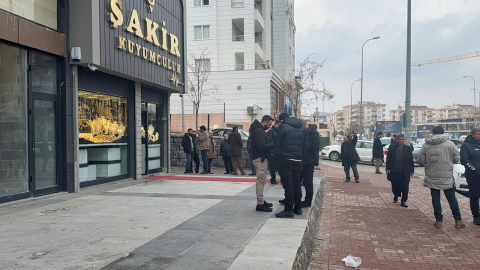 Kuyumcu dükkanında silahlı soygun: 1 polis yaralı