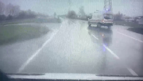 Ambulans ile servis minibüsü çarpıştı: 10 yaralı (2)