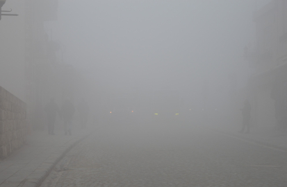 Mardin’de yoğun sis; görüş mesafesi 15 metreye düştü
