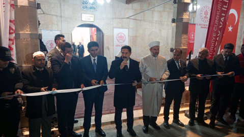 Asrın felaketinde hasar gören Reyhanlı’daki tarihi cami yeniden ibadete açıldı