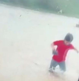 İzmir’de dereye düşen çocuk için arama çalışması başlatıldı (2)