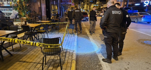 Tartıştığı arkadaşını tabancayla yaraladı