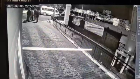 İstanbul- Küçükçekmece'de polis memuru ve eşini sokak ortasında darbettiler