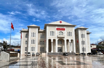 Muğla’da rüşvet soruşturması: Kaymakamın koruma polisi ve şoförü gözaltında