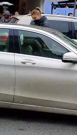 İstanbul - Bebek’te trafiği kapatıp aracında dans eden kadın hastaneye yatırıldı