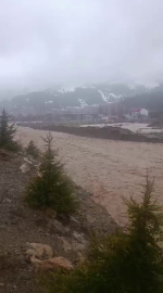 Adana’da sağanak; dereler taştı, mescit sular altında kaldı